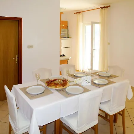 Toni-3 By Interhome Apartman