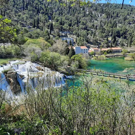 Toni-3 By Interhome Grebastica