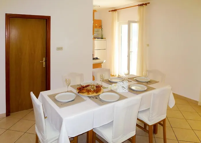 Toni-3 By Interhome Appartement